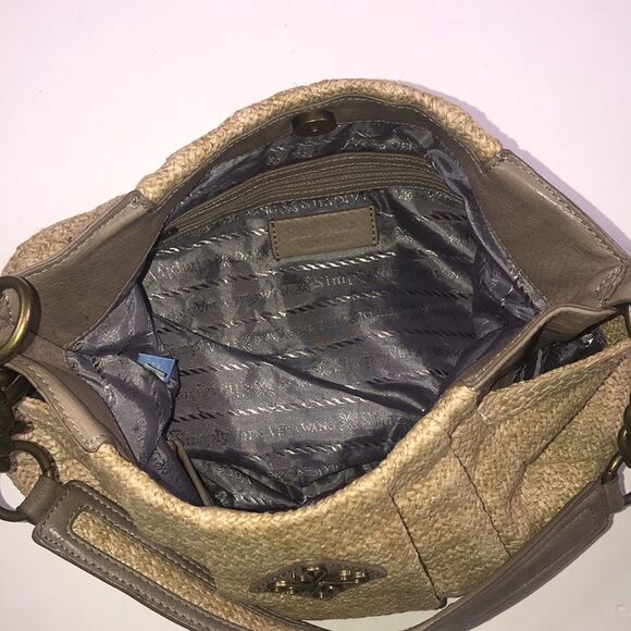 Simply Vera Vera Wang  Hobo White Kinit Women Bag - Picture 11 of 14